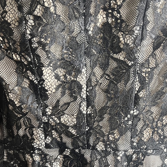 Alice + Olivia women’s blazer Sz S Black Poppy Lace Peplum fairycore whimsigoth - Picture 13 of 13